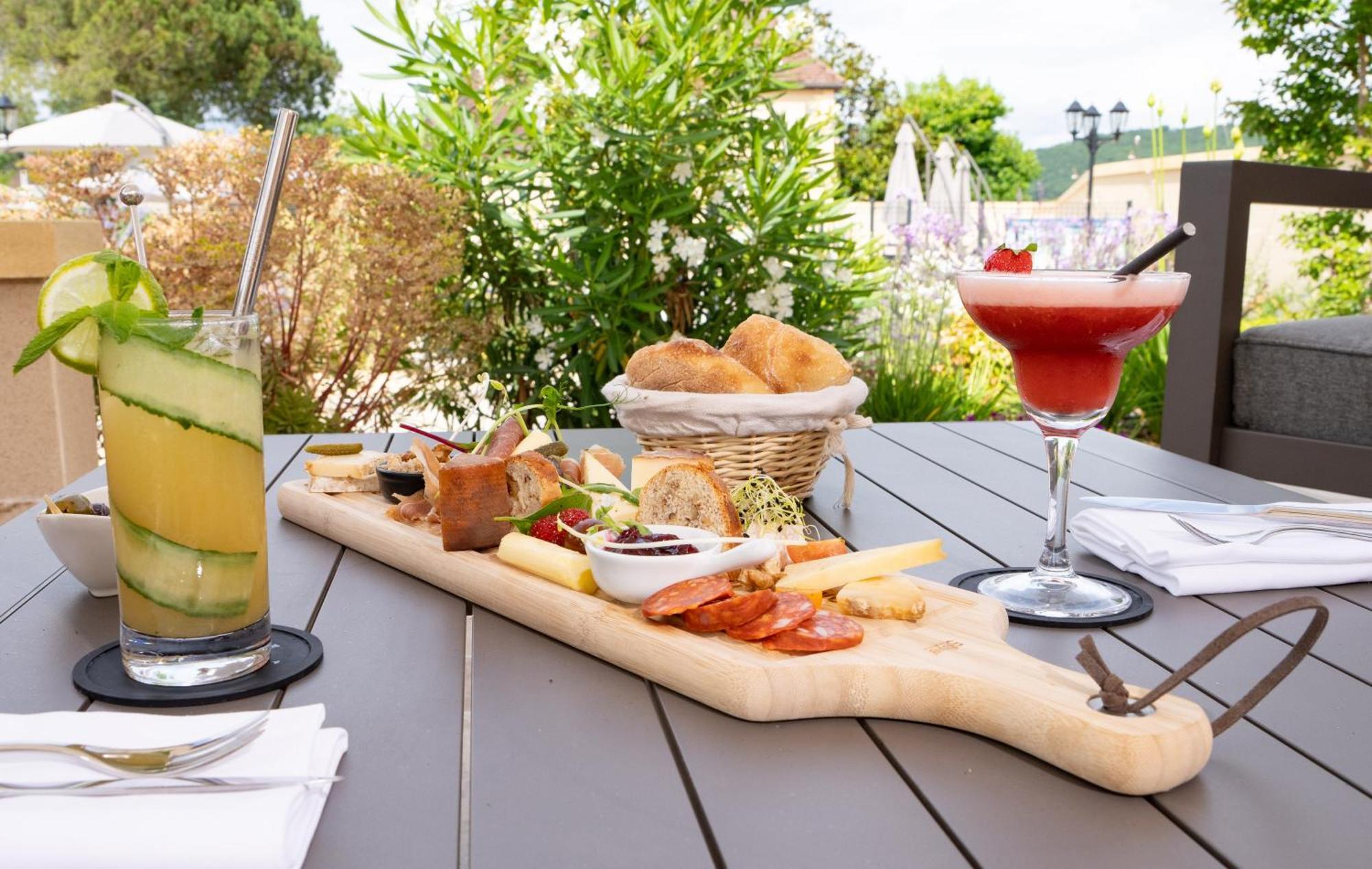 Hotel Le Perigord 라로크가지악 외부 사진